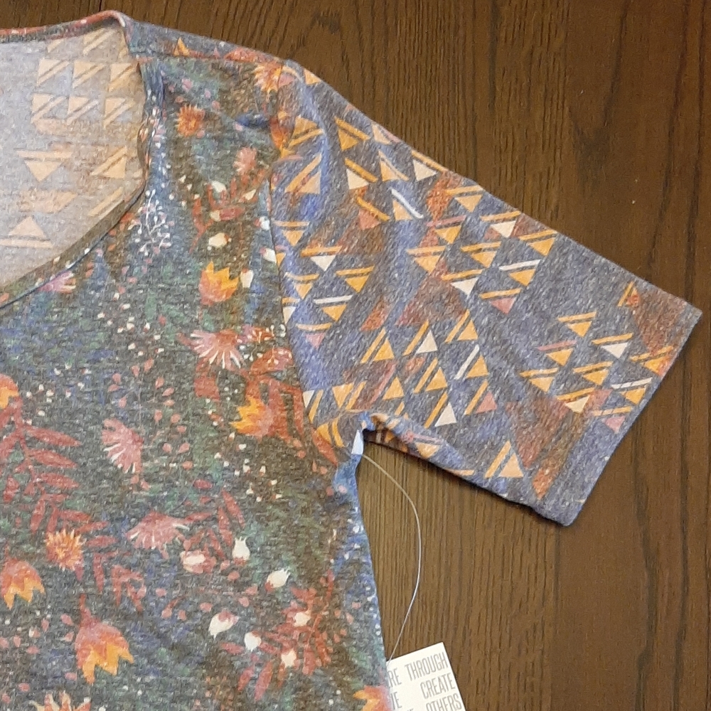 LuLaRoe Perfect T